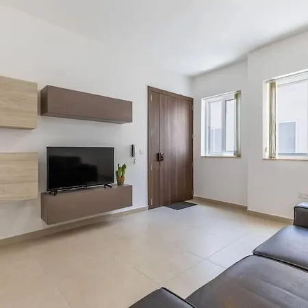 The Waves 2 Bedroom In